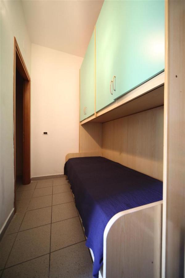 Complesso Oasi Apartment Tirrenia Exterior photo